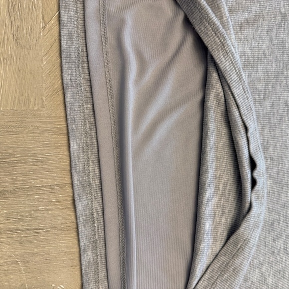 INC International Concepts LINED Gray Short Sleeve Ribbed Tee - Picture 4 of 5